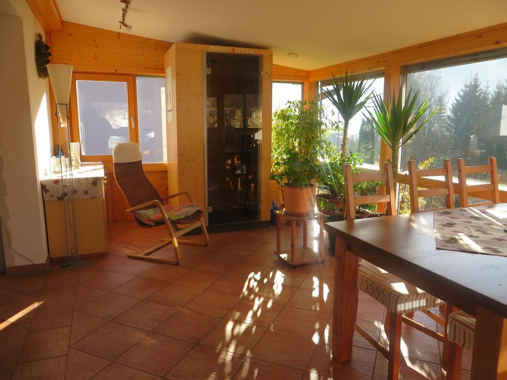Zitas Ferienwohnung Reisach Ruang foto